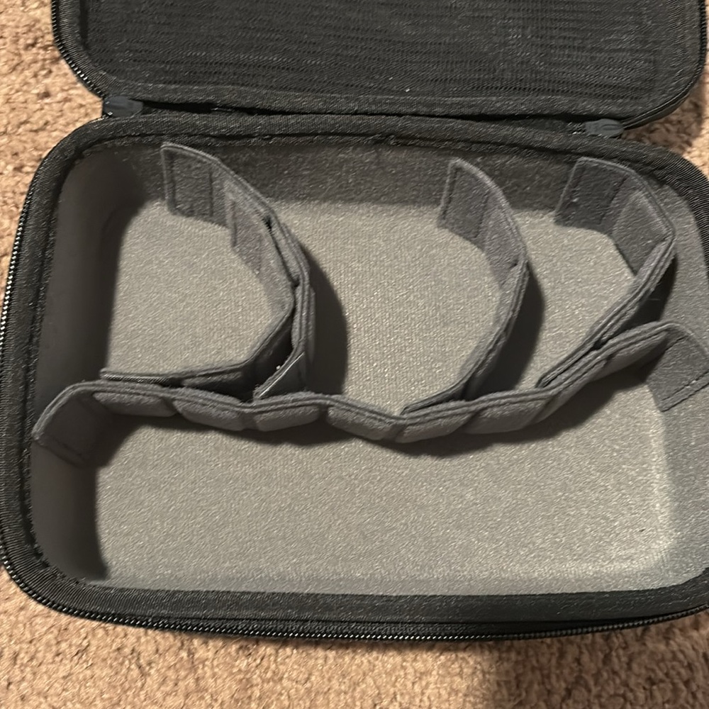GoPro hard shell case - Picture 4 of 5